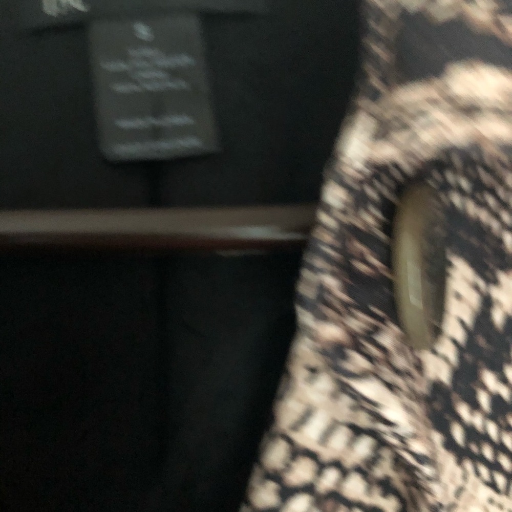 Inc Raincoat. Mint Condition Python Print - image 3